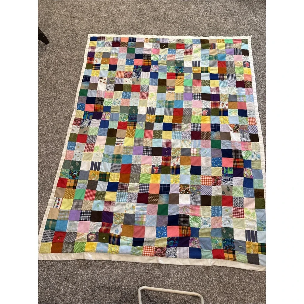Vintage Quilt 90x89 Apples, Flowers